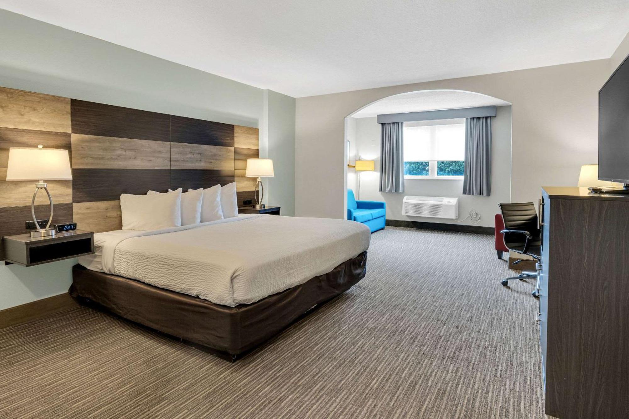 Country & By Radisson Rehoboth - Dewey