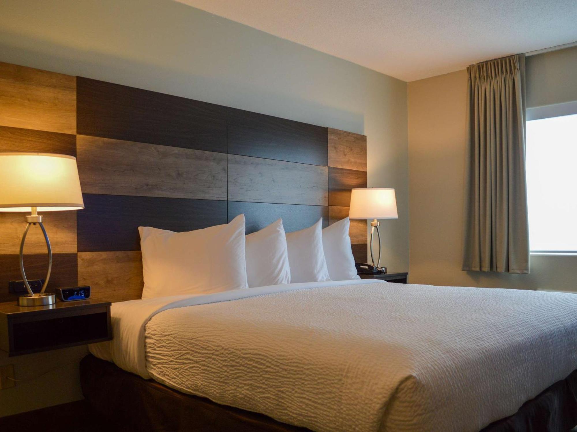 Country & By Radisson Rehoboth - Dewey Hotel