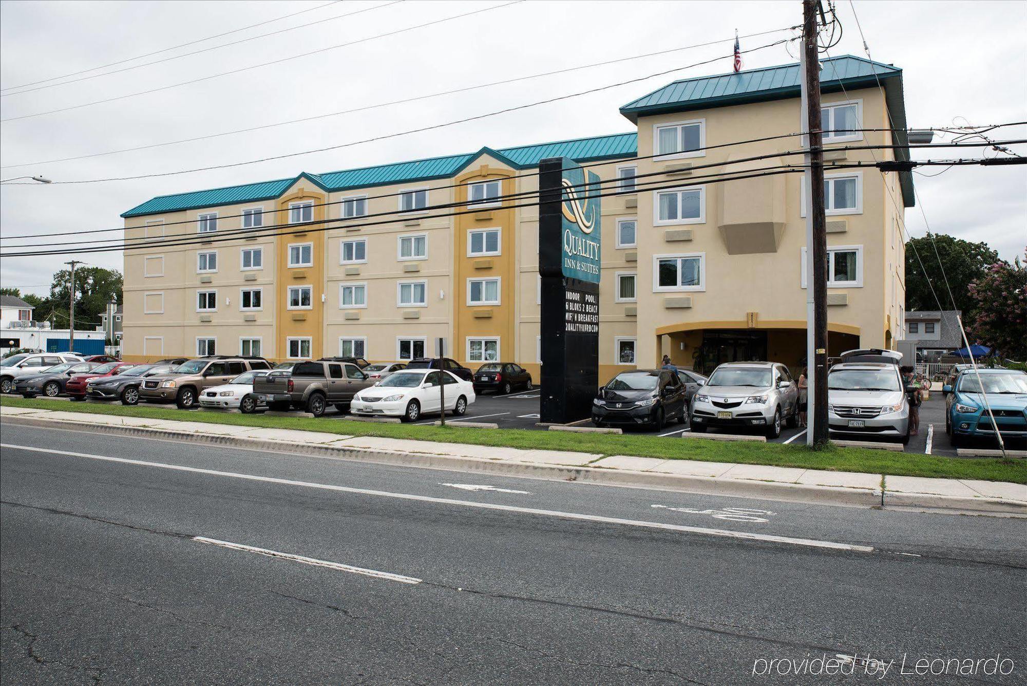 Country & By Radisson Rehoboth - Dewey